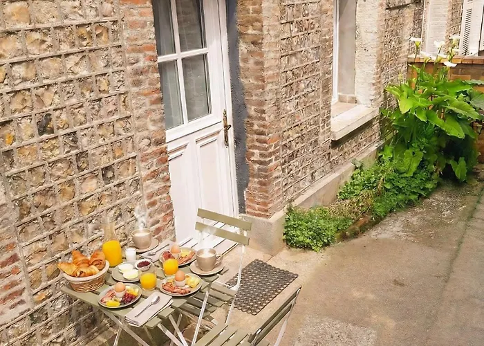 Lejlighed Mp- En Famille Ou Entre Amis-ies Avec De L'espace Et A 3min